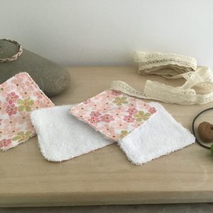 Lingettes fleurs dorées et rose foncé