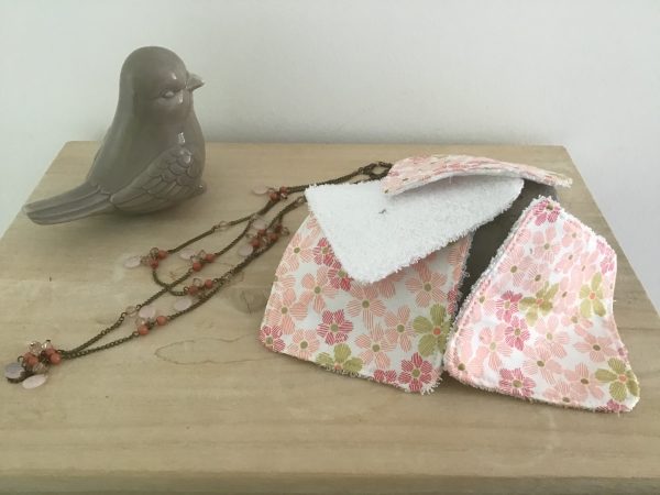 Lingettes fleurs dorées et rose claire