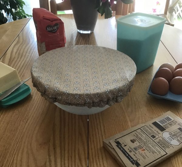 Charlotte Alimentaire Hexagones dorés Taille L