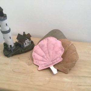Éponge coquillage rose abrasive