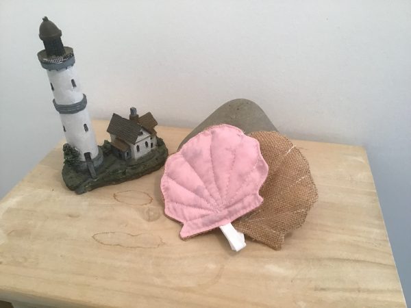 Éponge coquillage rose abrasive